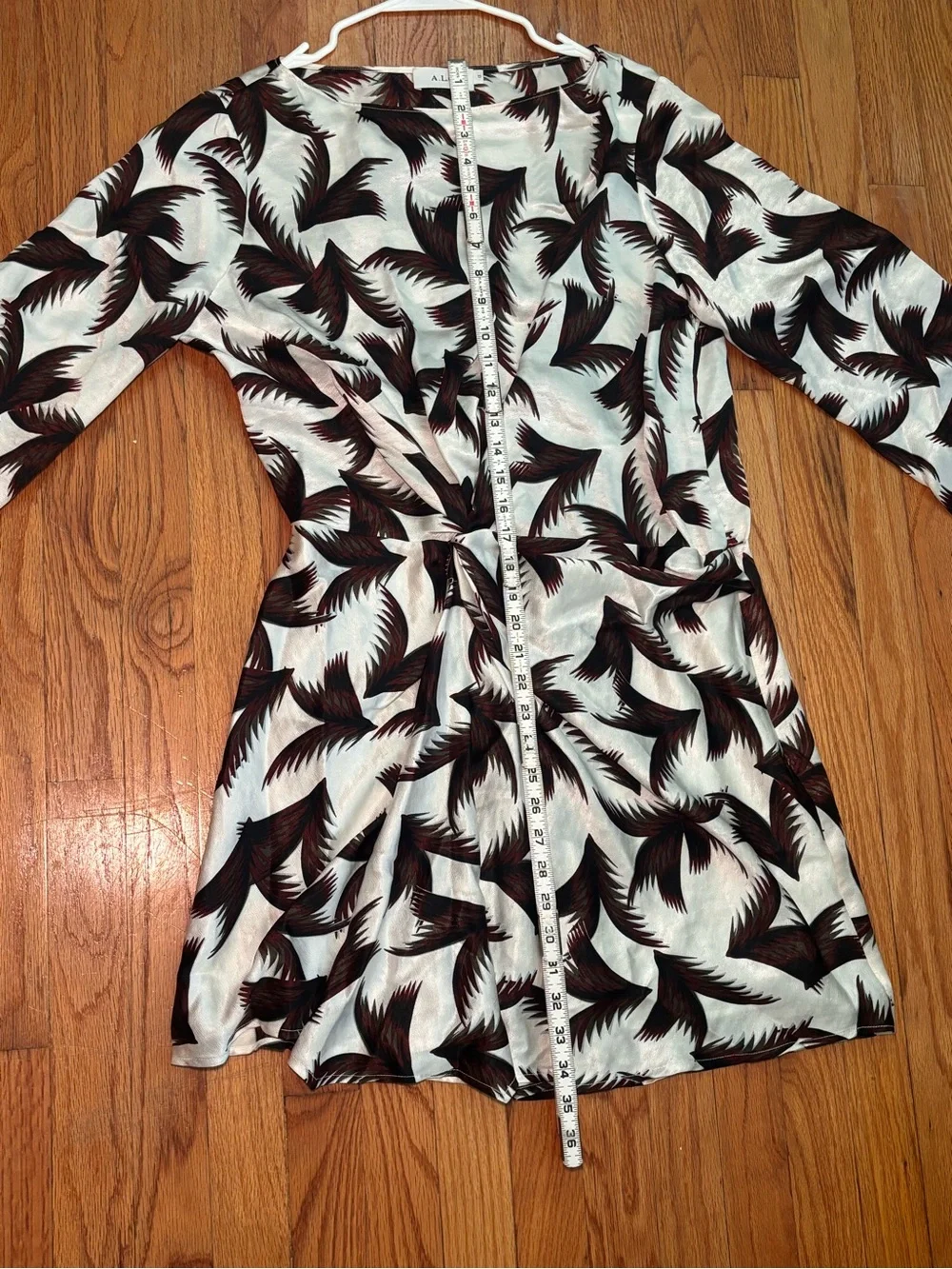 A.L.C. Freya 100% Silk Twist Front Mini Dress Cocktail Long Sleeve Size 10